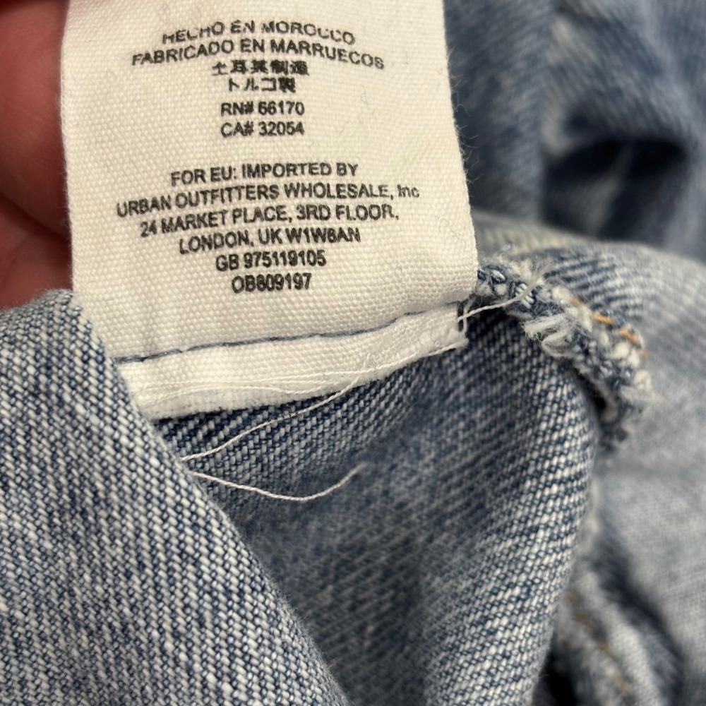 Free People Rumors  Blue Acid Wash Denim Trucker Jacket Womens Large‎ - Picture 12 of 16